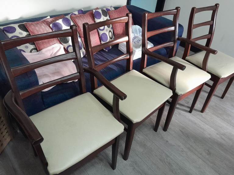 6 DINING CHAIRS SET