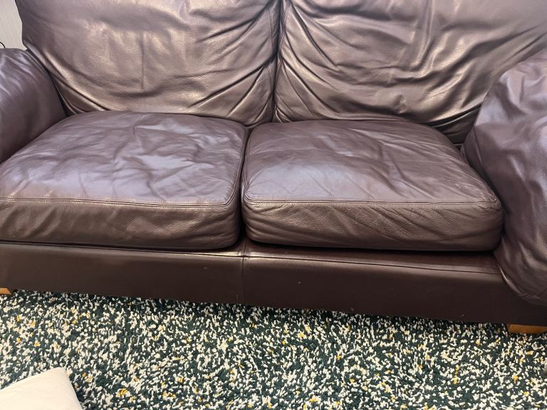 Brown Leather 2-Seater Sofa – Good Condition