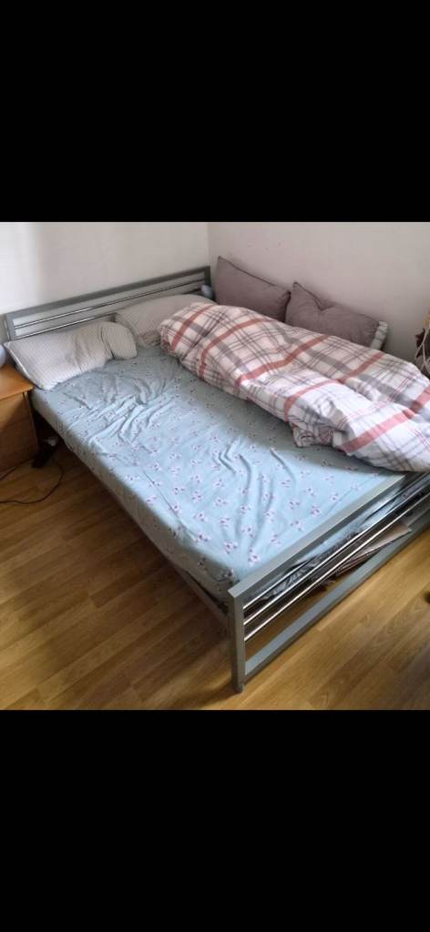 Free Standard double mattress 