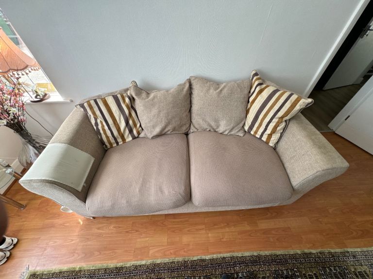 2 x sofa