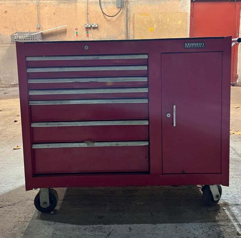 Kennedy Pro Tool Cabinet.7Draws/Side locker.