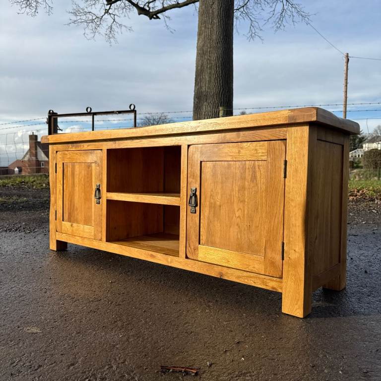 Solid Oak TV Unit Modern Oak Furnitureland Cabinet Stand Rustic Original