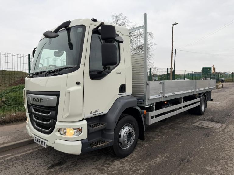 2019 DAF LF 210 Brand New 22ft Scaffold body fitted top spec body 