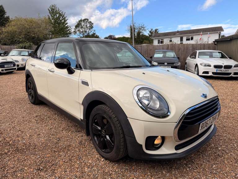 MINI CLUBMAN 1.5 Cooper Euro 6 (s/s) 6dr (white) 2017