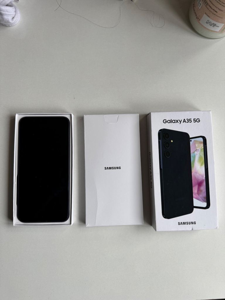 Samsung A35 5G 128gb 100% working 98% battery health 120hz super amoled screen excellent condition