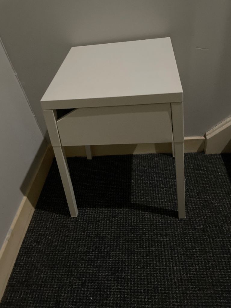 Bedside cabinet