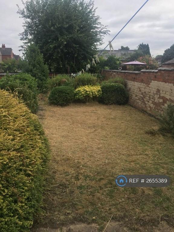 4 bedroom house in Earlsdon Avenue North, Coventry, CV5 (4 bed) (#2655389)