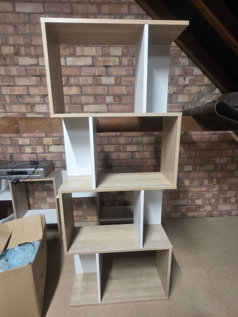 Modern Wooden Bookshelf / Storage Unit – Light Wood & White