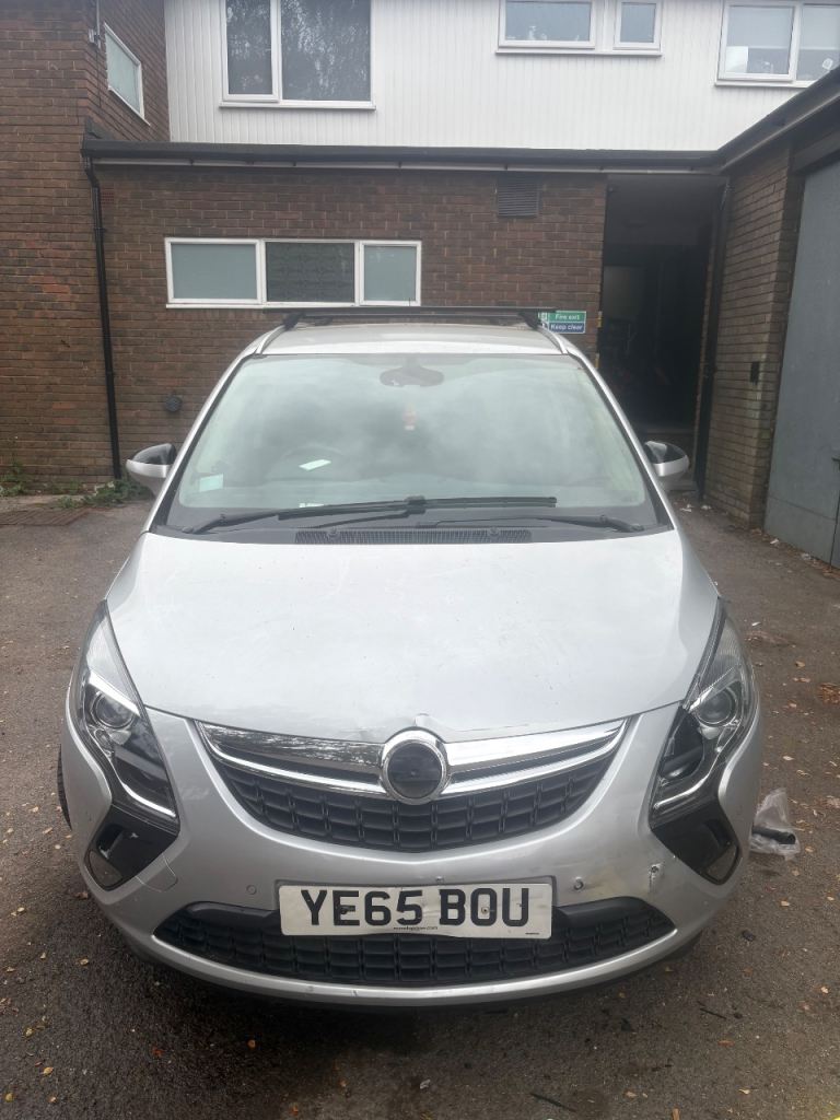 Vauxhall, ZAFIRA, MPV, 2015, Other, 1364 (cc), 5 doors (SPARES OR REPAIRS)