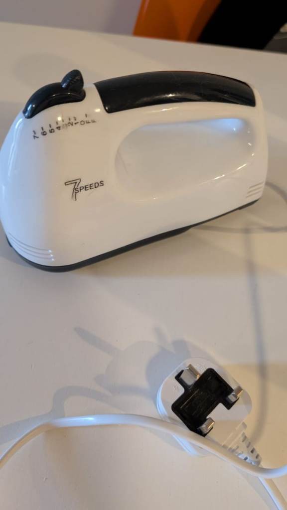 Blender and chopper both for 7 pounds