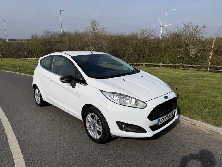 FORD FIESTA 1.3 Zetec 2013