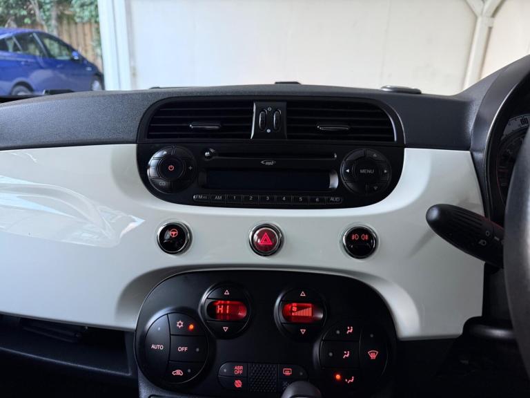 2015 Fiat 500 1.2 Lounge 3dr Dualogic [Start Stop] HATCHBACK PETROL Automatic