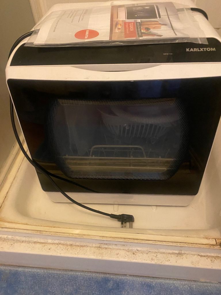 Table top dish washer