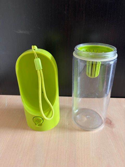 Portable water bottle for dogs with filters
