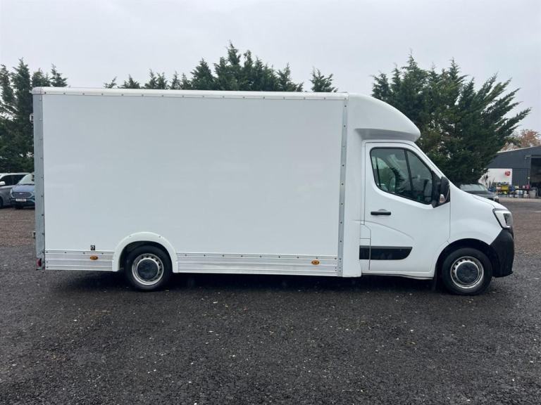 2021 Renault Master LOW LOADER 35 BUSINESS DCI Luton Van Diesel Manual