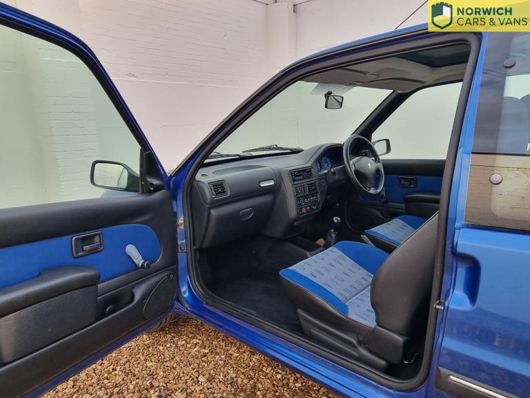 PEUGEOT 106 1.1 Independence Limited Edition 2002