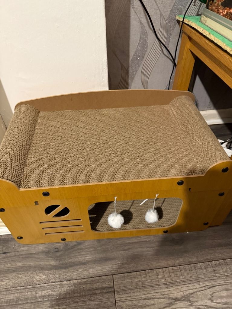 Cats beds like new 