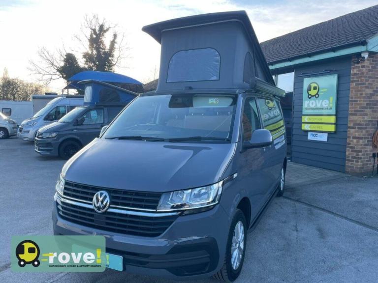 Volkswagen T28 Carvelle 4 berth 5 belt Rock & Roll bed, pop top campervan