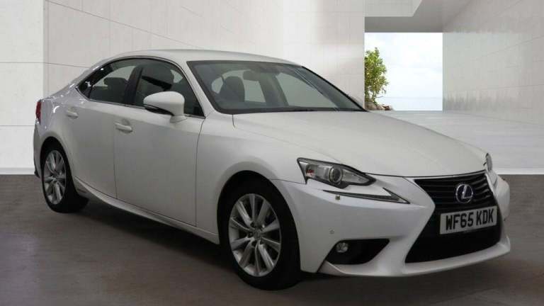 2015 Lexus IS 300h Executive Edition 4dr CVT Auto SALOON PETROL/ELECTRIC Automatic