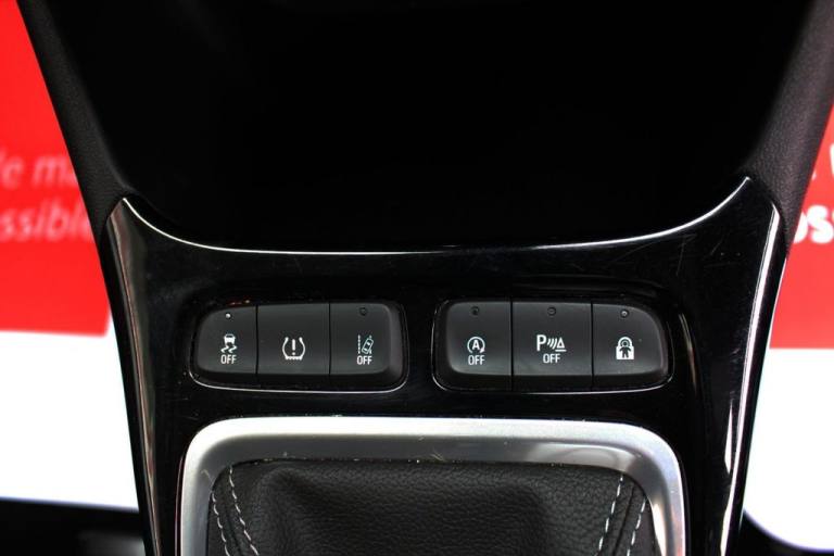 2021 21 VAUXHALL CROSSLAND 1.2 TURBO SRI NAV SUV 5DR PETROL MANUAL EURO 6 (S/S) 