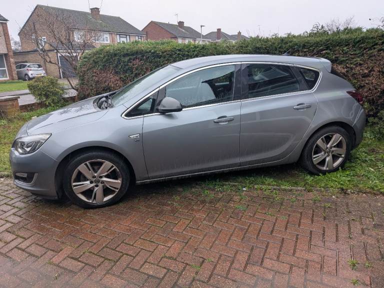 Vauxhall ASTRA with MOT, Hatchback, 2013, Manual, 1364 (cc), 5 doors