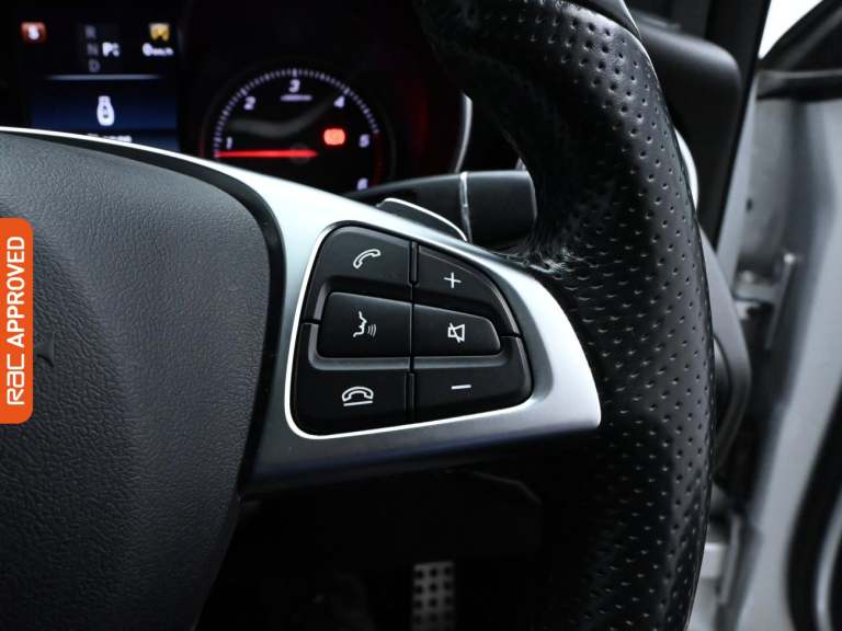 2016 Mercedes-Benz GLC 2.1 GLC250d AMG Line (Premium Plus) SUV 5dr Diesel G-Tronic 4MATIC Euro 6 ...