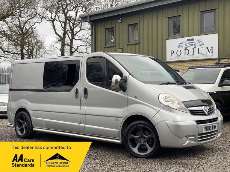 2009 Vauxhall Vivaro Vauxhall Vivaro 2.0 2900 CDTi with SINK—ROCK&ROLL—SWIVEL—TOWBAR—18 inch ALL ...