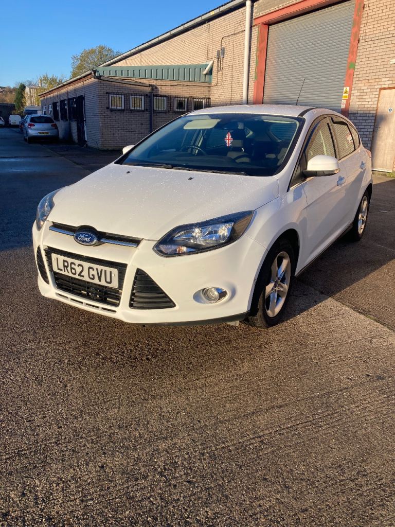 Ford, FOCUS, Hatchback, 2012, Manual, 998 (cc), 5 doors
