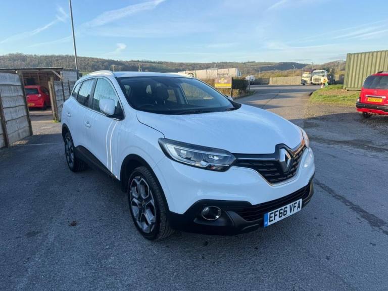 2016 Renault Kadjar 1.5 dCi Dynamique S Nav SUV 5dr Diesel Manual Euro 6 (s/s) (110 ps) HATCHBACK...