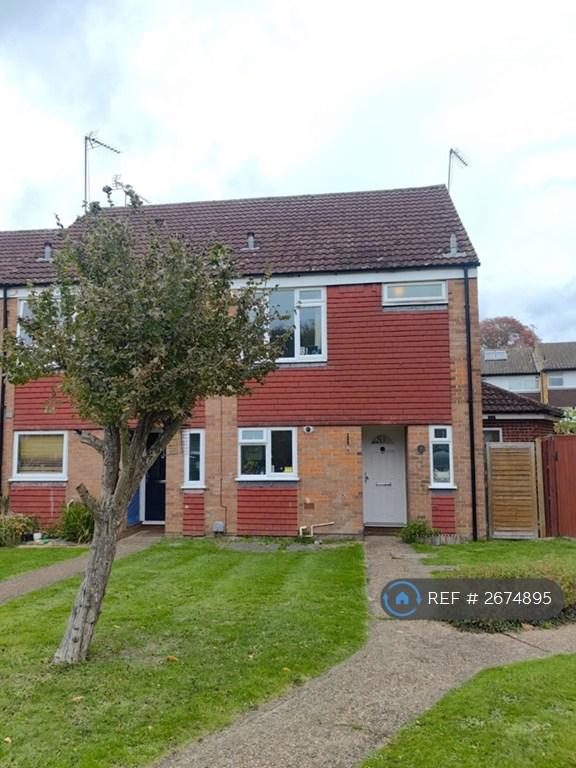 3 bedroom house in The Larches, Woking, GU21 (3 bed) (#2674895)