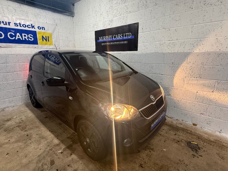 ONLY 52,000 MILES JUST SERVICED £20 TAX BACK EDITION SAT/NAV!