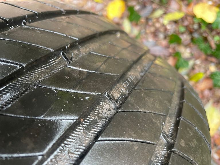 Peugeot 208 GT wheel 