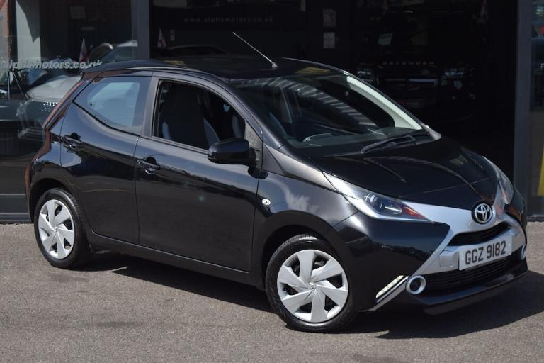 2017 Toyota AYGO 1.0 VVT-i X-Play 5dr HATCHBACK PETROL Manual