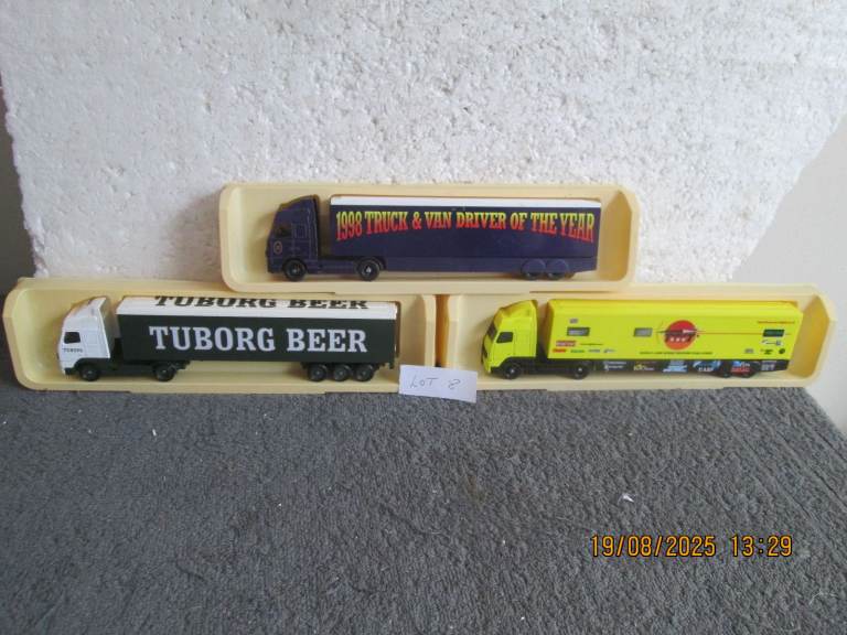 1/76 LLEDO CARGO KINGS TUBORG + THURST SSCT  + 1998 DRIVER OF THE YEAR  LOT  8 