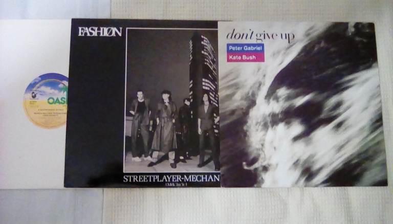 Peter Gabriel Kate Bush. Fasion. A whiter shade of pale £2 each