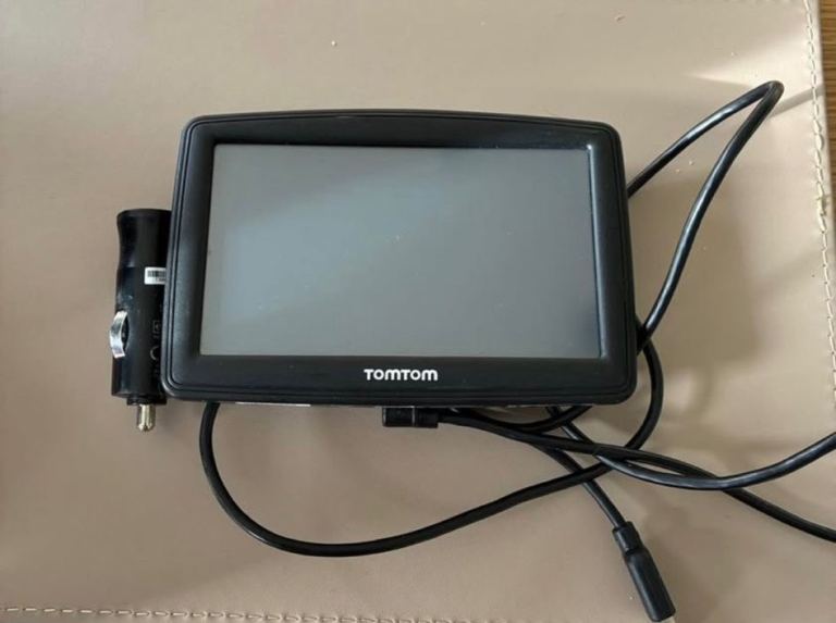 XXL TomTom SatNav