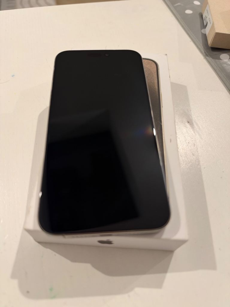 iPhone 15 Pro Max - 256GB - Refurbished - As New