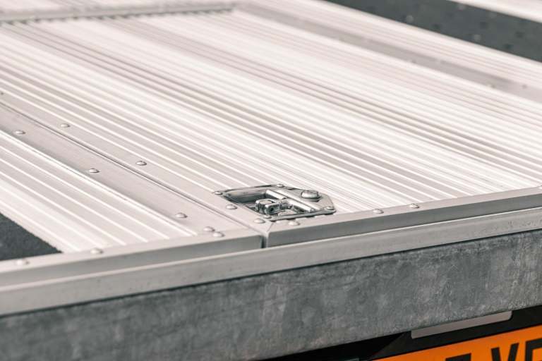 2025 3.0 210BHP MY24 AUTO IVECO DAILY 7.2 TONNE RECOVERY TRUCK CAR TRANSPORTER 