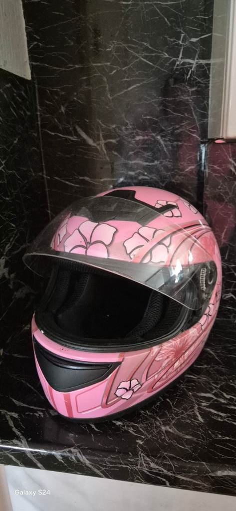 Girls motorbike helmet