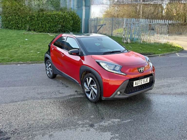Toyota, AYGO X, Hatchback, 2022, Manual, 998 (cc), 5 doors