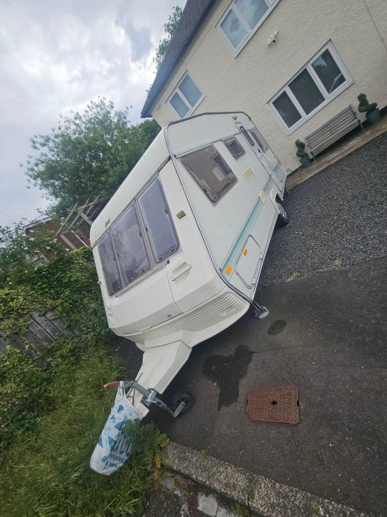 4 berth caravan immaculate 
