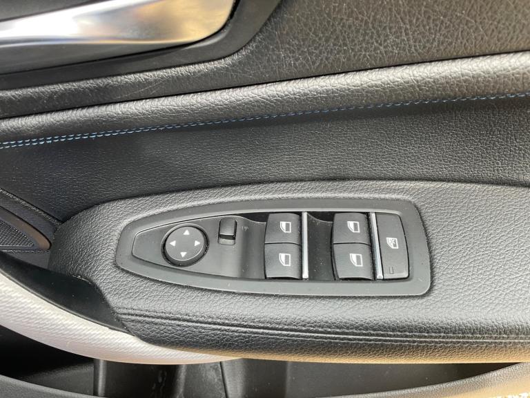 2019 BMW 1 Series 118i [1.5] M Sport 5dr [Nav/Servotronic] Step Auto HATCHBACK PETROL Automatic