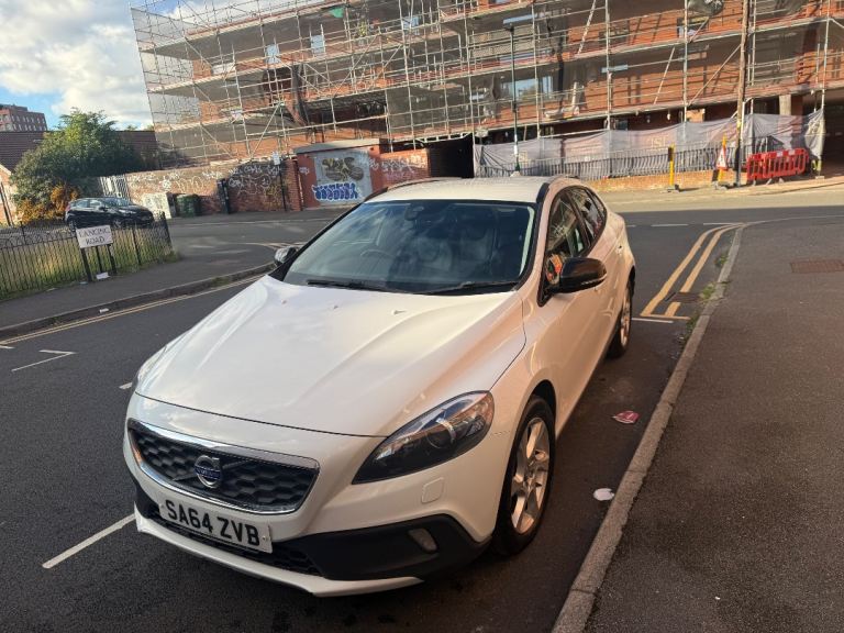 Volvo, V40, Hatchback, 2014, Manual, 1560 (cc), 5 doors