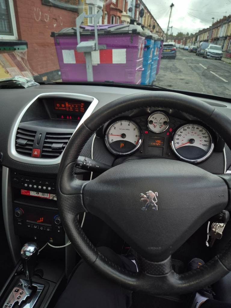Car Peugeot 207sw 