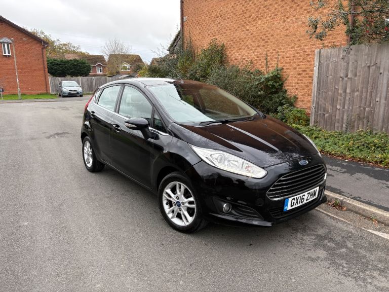 Ford, FIESTA, Hatchback, 2016, Manual, 1241 (cc), 5 doors
