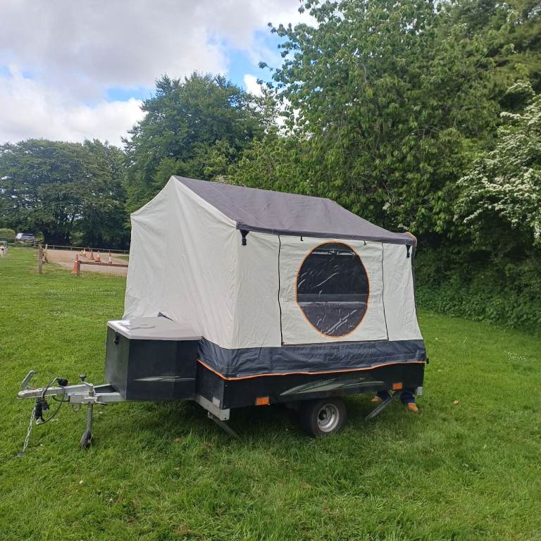 Racelet Solena Trailer Tent