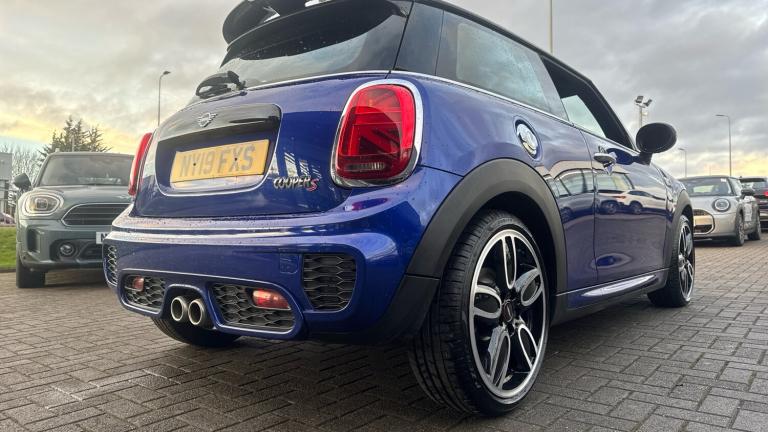 2019 MINI Hatch 2.0 Cooper S Sport II 3dr Petrol Hatchback Hatchback Petrol Manual
