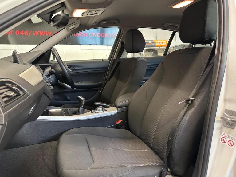 BMW 1 SERIES 1.5 118i SE Euro 6 (s/s) 5dr 2018