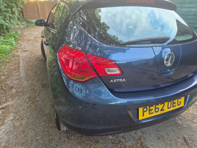 Vauxhall  Astra 