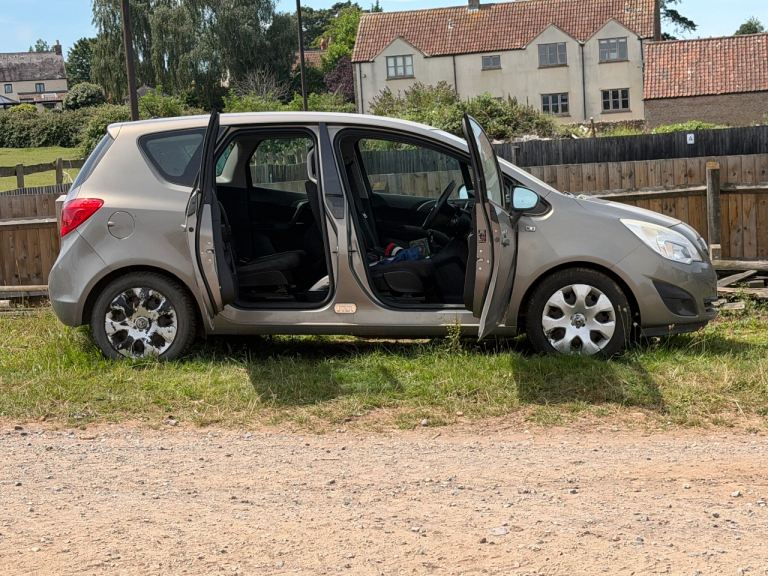 Vauxhall, MERIVA, MPV, 2010, Manual, 1398 (cc), 5 doors